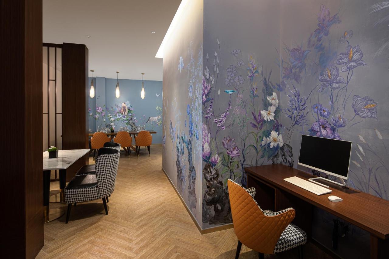 Kasion Pugis Hotel Jivu Kültér fotó