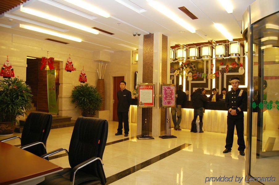 Kasion Pugis Hotel Jivu Kültér fotó